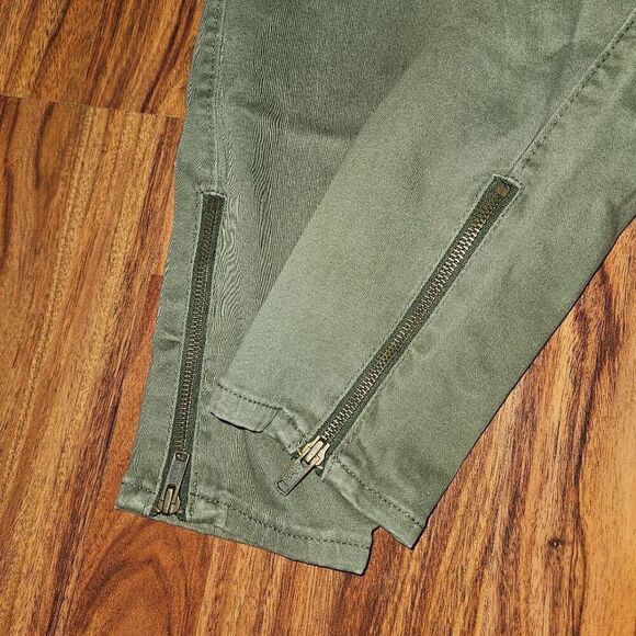 Old Navy The Rockstar Jean Green Skinny Jeans With Zipper Details Womans Size 6 - Picture 2 of 8